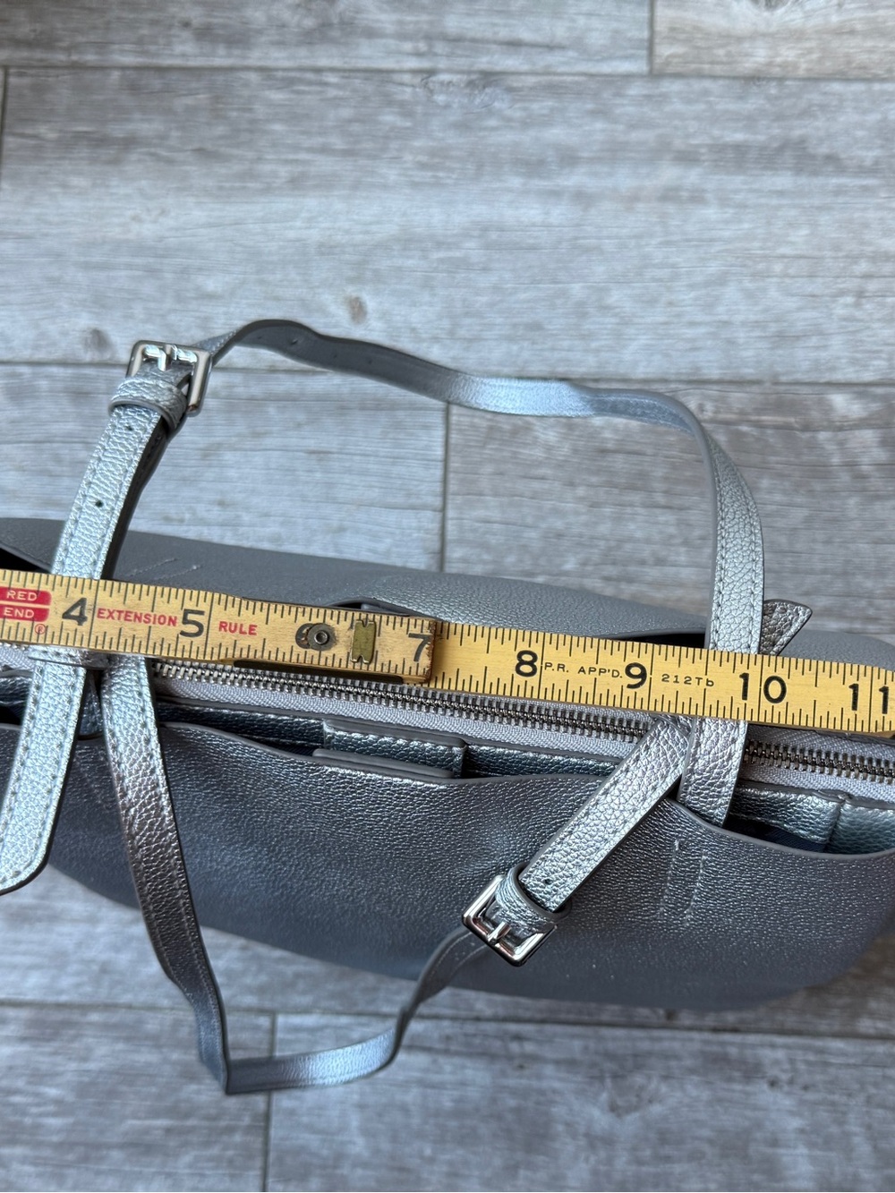 Thacker Metallic Anya Tote | Lots of Compartments | Silver - Picture 12 of 14